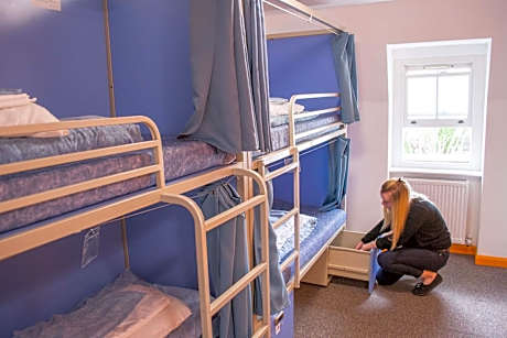 Bed in 6-Bed Mixed Dormitory Room with Private Bathroom
