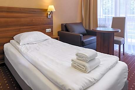 Triple Room with Balcony