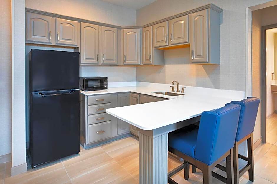 Holiday Inn Express Hotel & Suites Youngstown North-Warren/Niles By IHG