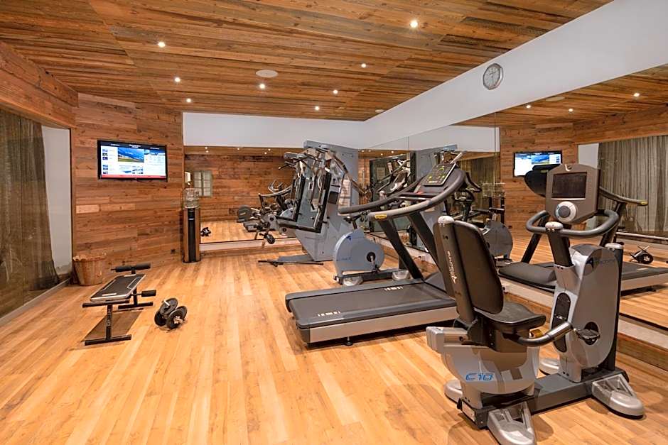 Hostellerie du Pas de l'Ours "Relais et Châteaux"