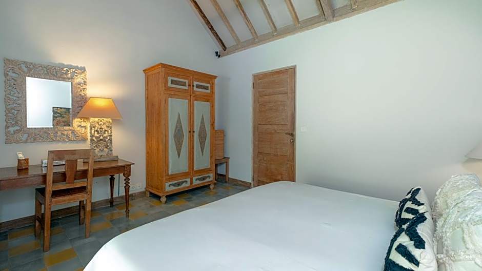 Villa Koyama by Villa Finder