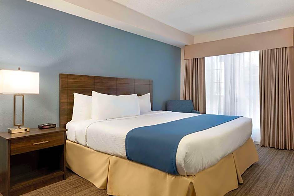 Travelodge Suites by Wyndham New Glasgow