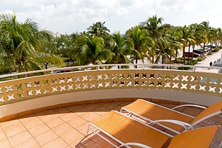 Ocean Surf Hotel