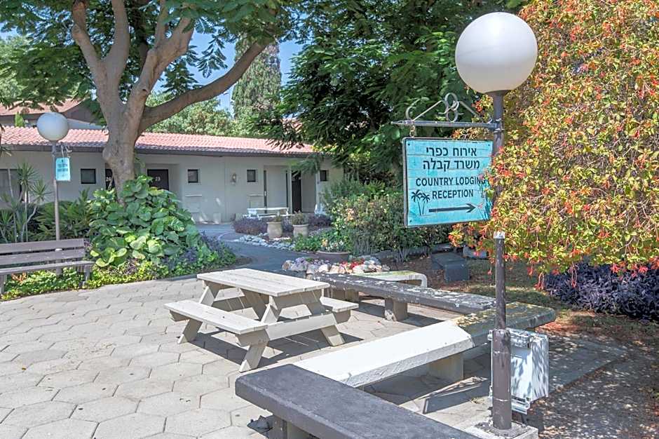Degania Bet Kibbutz Country Lodging