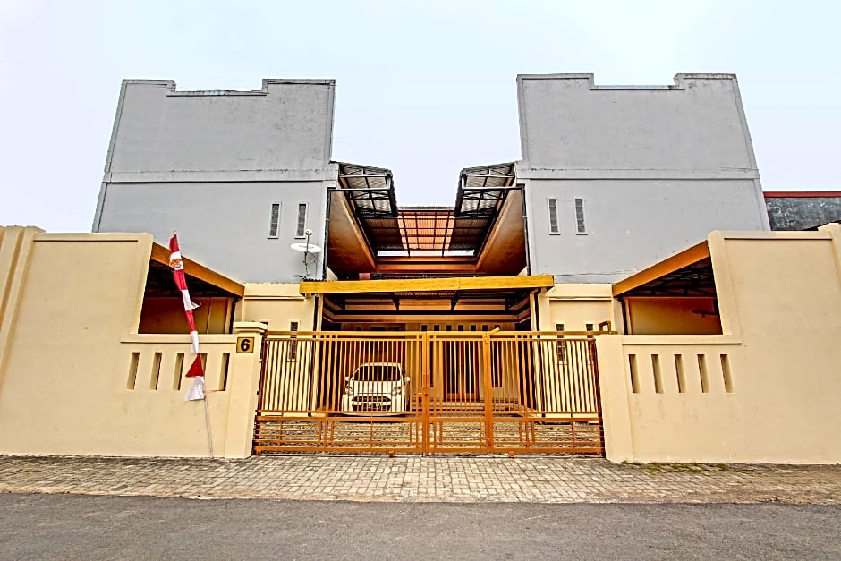 OYO Life 92663 Karmel 6