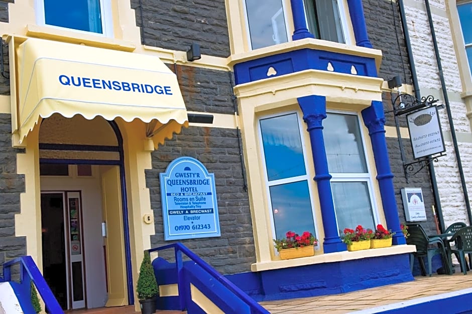 Queensbridge Hotel