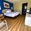 Travelodge by Wyndham Lumberton