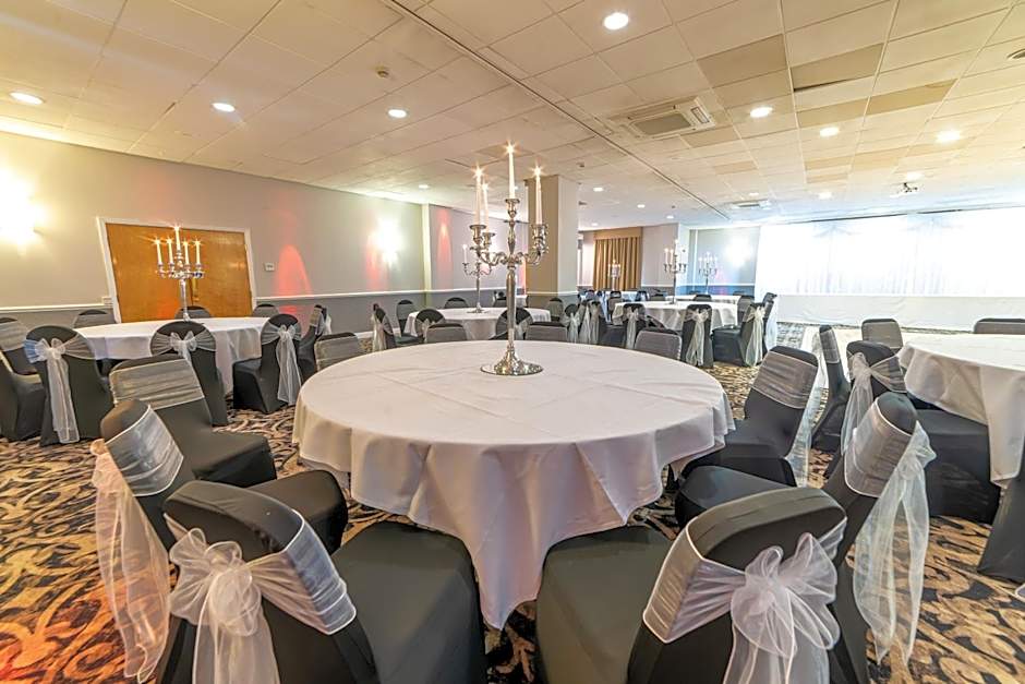 Holiday Inn Rotherham-Sheffield M1Jct.33 By IHG