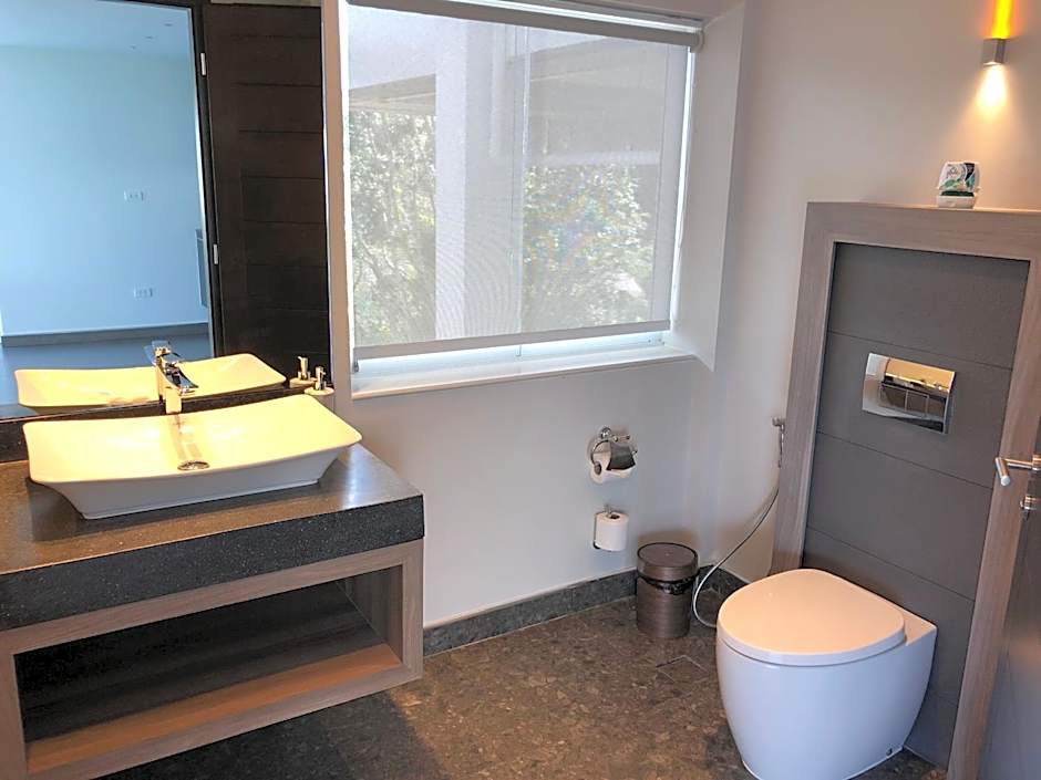 Panoramic Duplex Studio