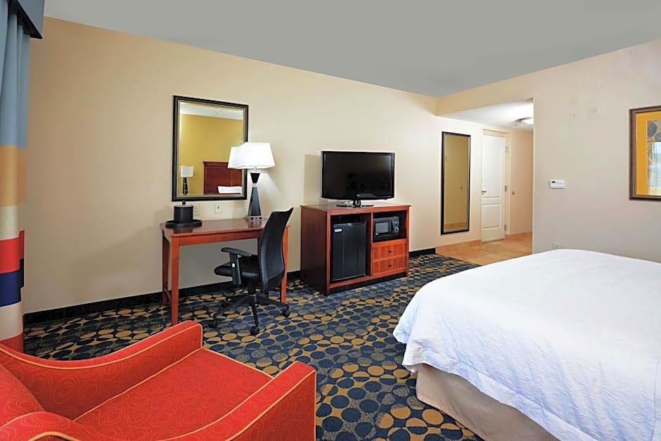 Hampton Inn By Hilton And Suites Charlotte Huntersville