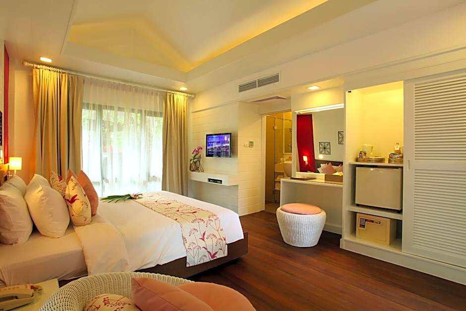 Photo 1 of 4 of Deluxe Villa