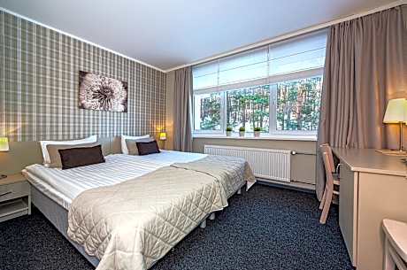 Mini Double Room with Spa Access