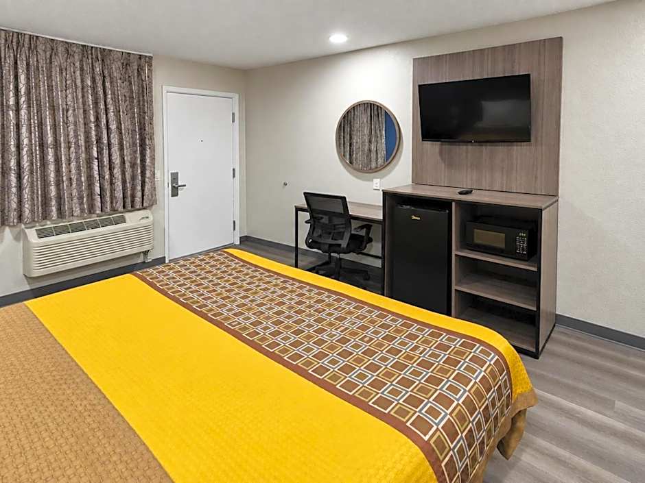 Richmond Inn and Suites