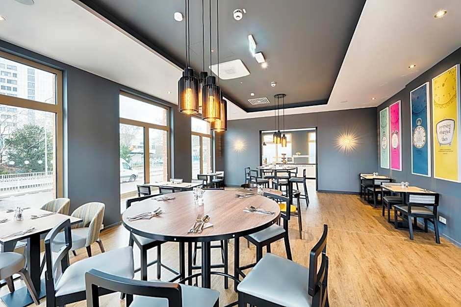 Premier Inn Wiesbaden City Centre