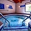 Days Inn & Suites by Wyndham Wisconsin Dells