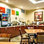 Comfort Inn & Suites McMinnville Wine Country