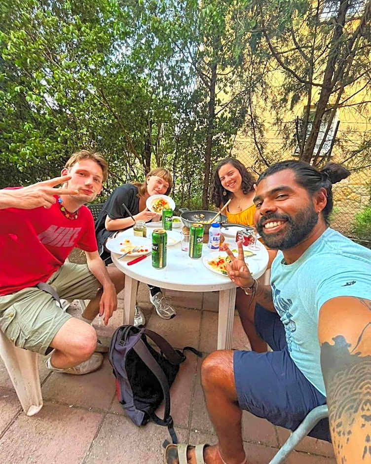 Budapest Garden Hostel - Age limit 39