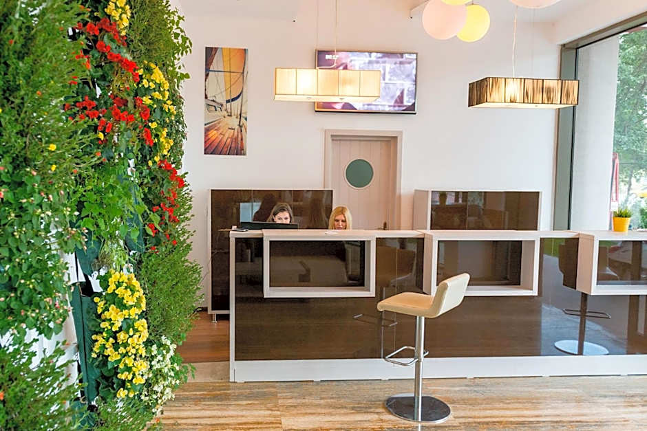 Hotel On Plonge Junior