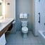 Holiday Inn Express Hotel & Suites Roseville - Galleria Area By IHG
