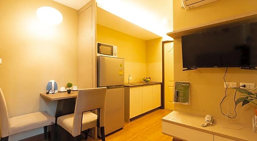 Greenview Ekkamai 10 Suite