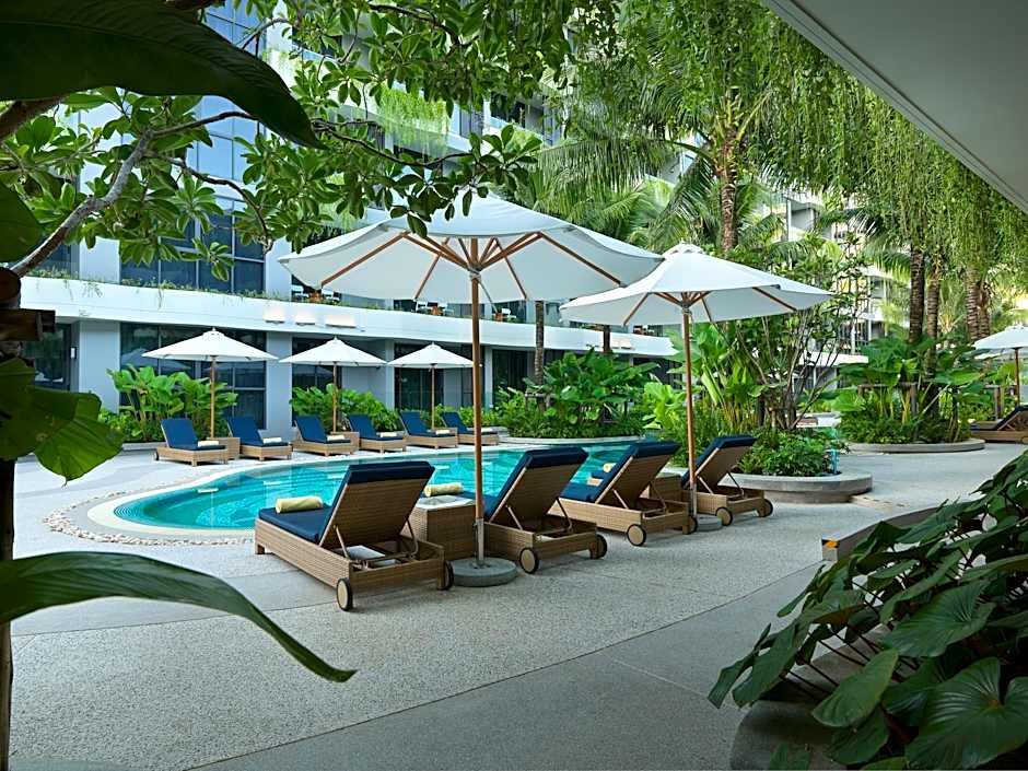 La Green Hotel & Residence