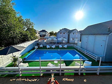 Domki letniskowe Layla