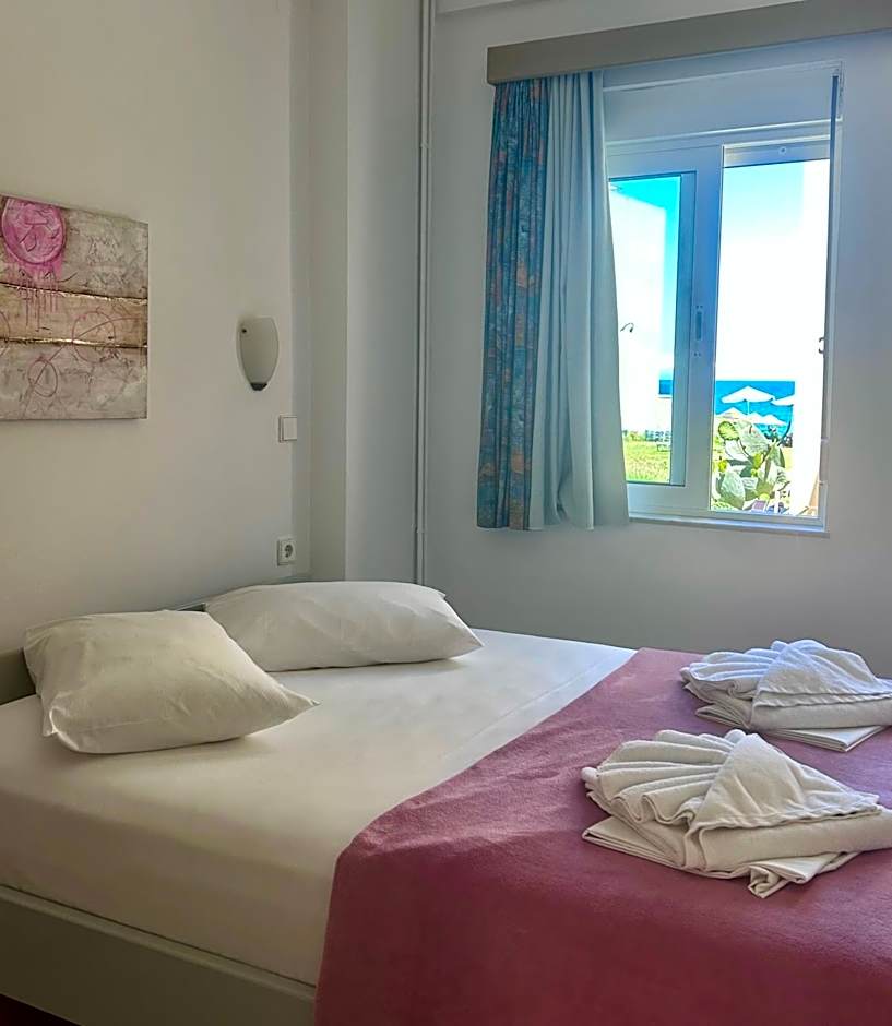 Ermis Suites