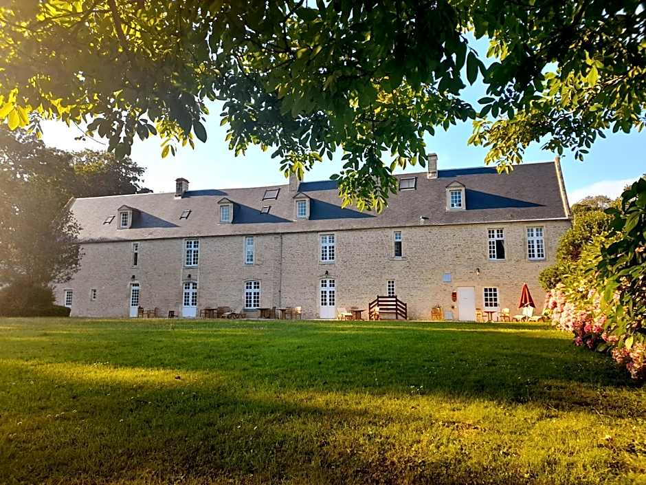 Hôtel Le Manoir De Mathan Crépon à la campagne 5 mn d'Arromanches et 10 mn de Bayeux