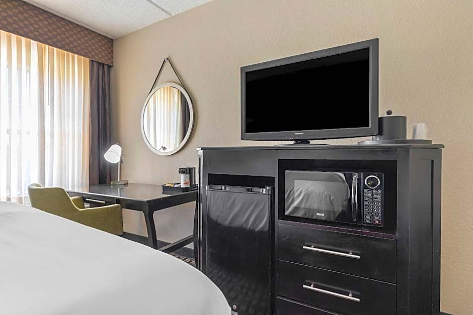 Comfort Inn Sherman - Denison Area