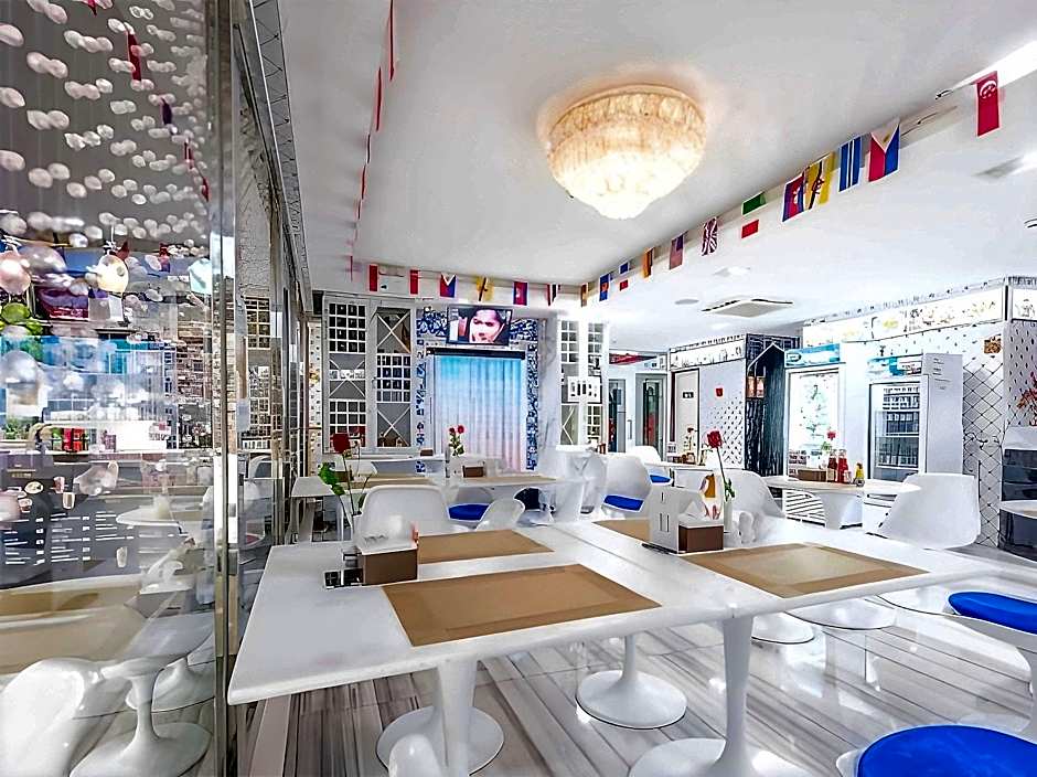 Top High Airport Link Hotel