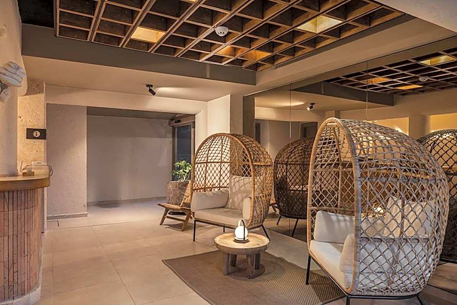 Sun Hotel By En Vie Beach