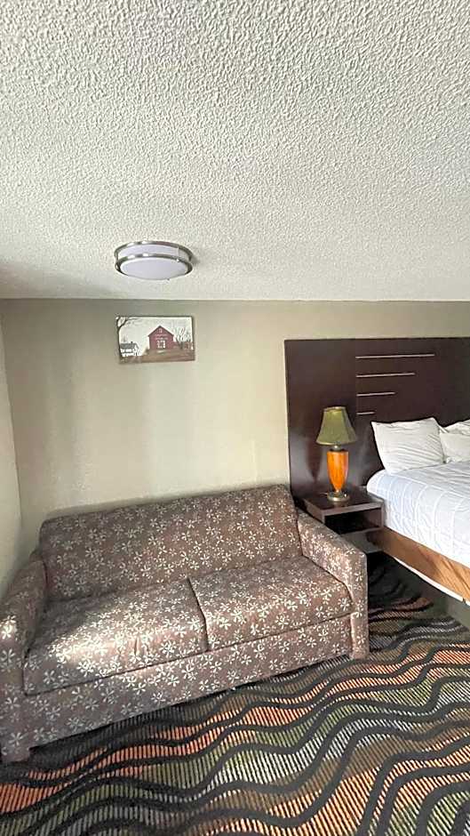 Country Town N' Suites