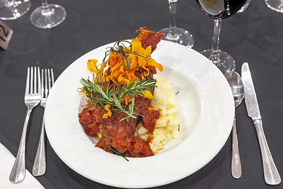 Eastgate on the Range Motel