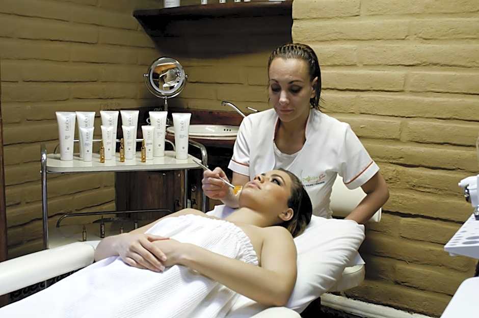 Hotel Los Olivos Spa