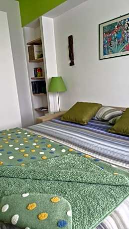 Studio with Sofa Bed