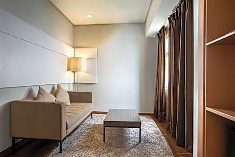 Executive King Suite