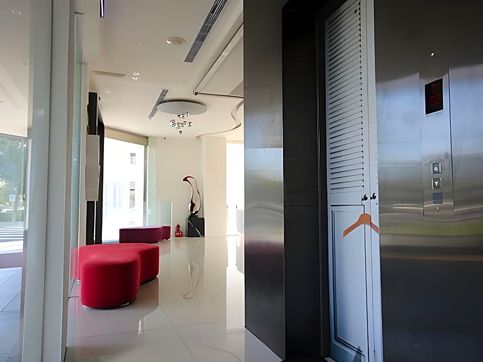 Hotel Papa Whale-Kaohsiung Formosa Boulevard