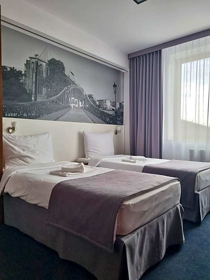 Terminal Hotel