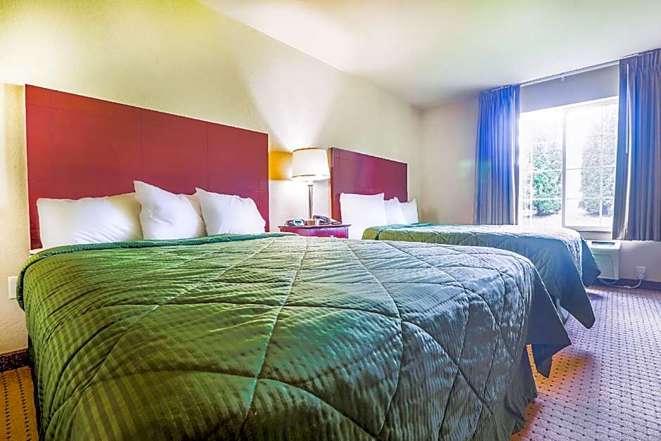 Evansville Inn & Suites by OYO