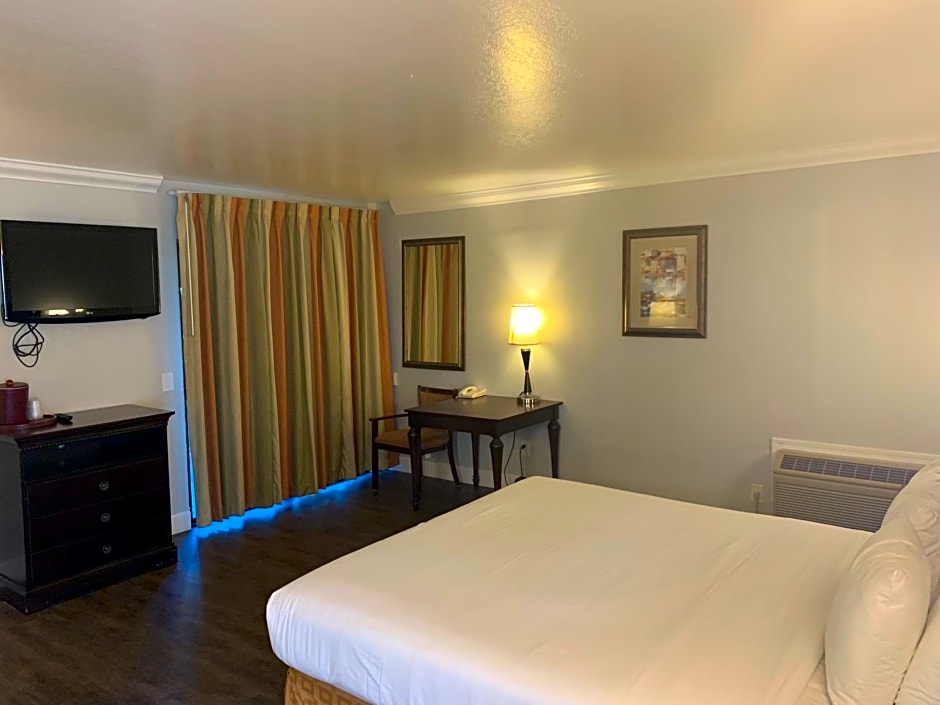 Stargazer Inn and Suites