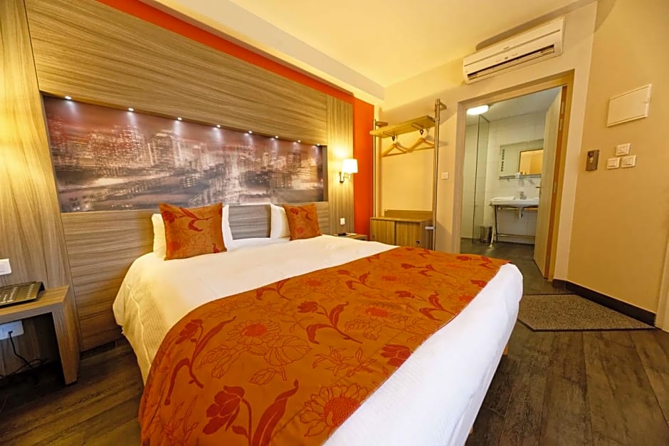 Charme Hôtel et Spa, Montbéliard Sud