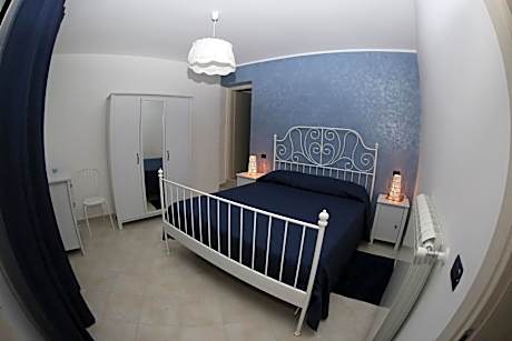 Deluxe Double Room with Shower