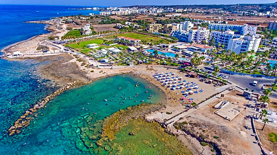 Anastasia Waterpark Beach Resort