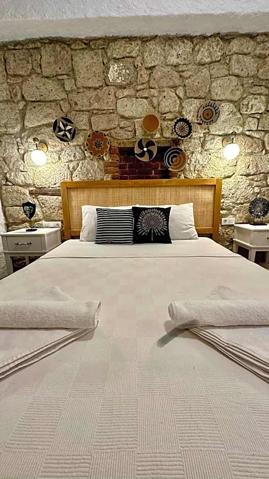 The Comelly Alaçatı