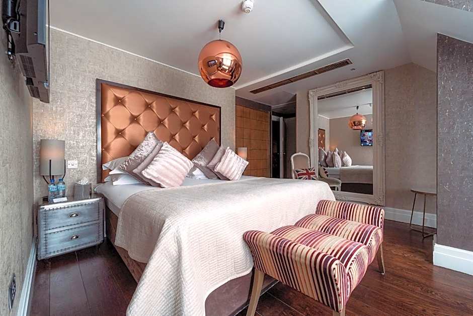 Photo 1 of 5 of Deluxe Loft Suite
