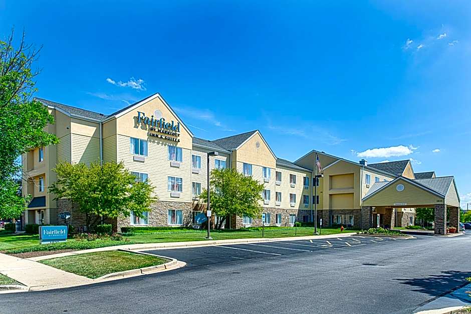 Photo 1 of 32 of Fairfield Inn & Suites by Marriott Chicago Naperville