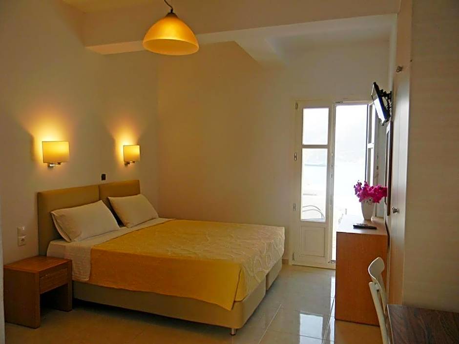 Anatoli Rooms