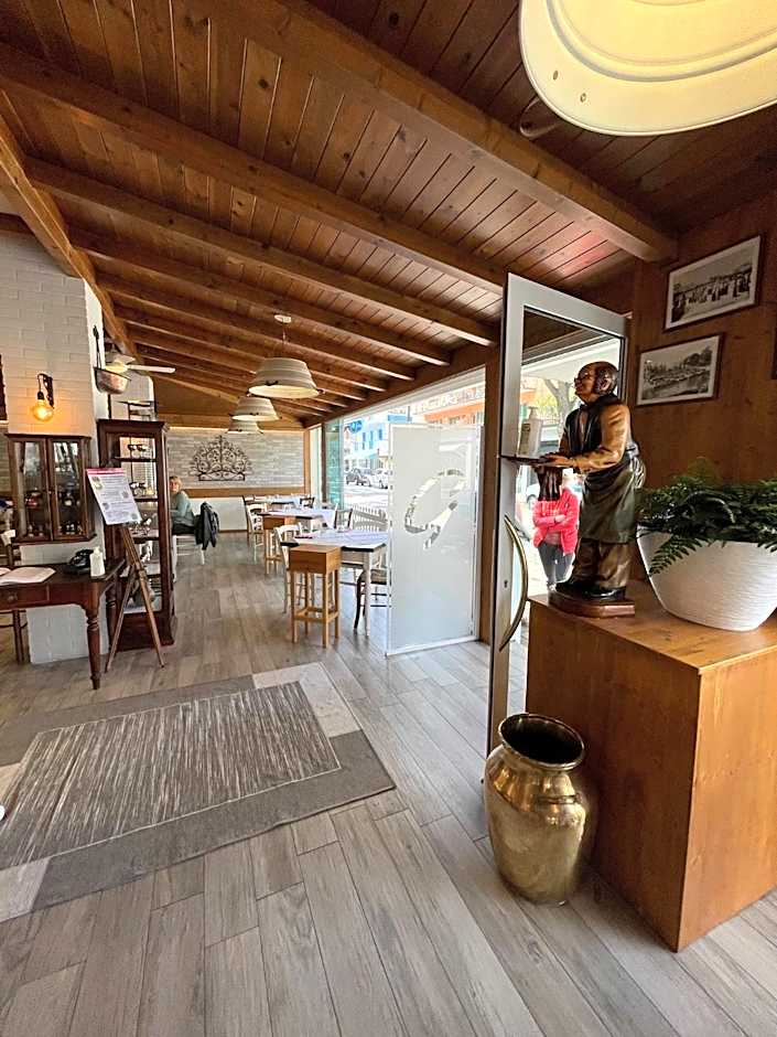 Hotel Cristina