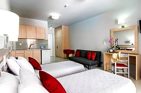 Superior Studio with pool view