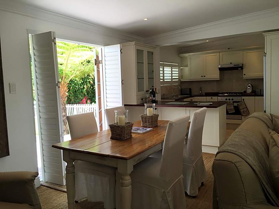 The White Manor – Cape Town, TX